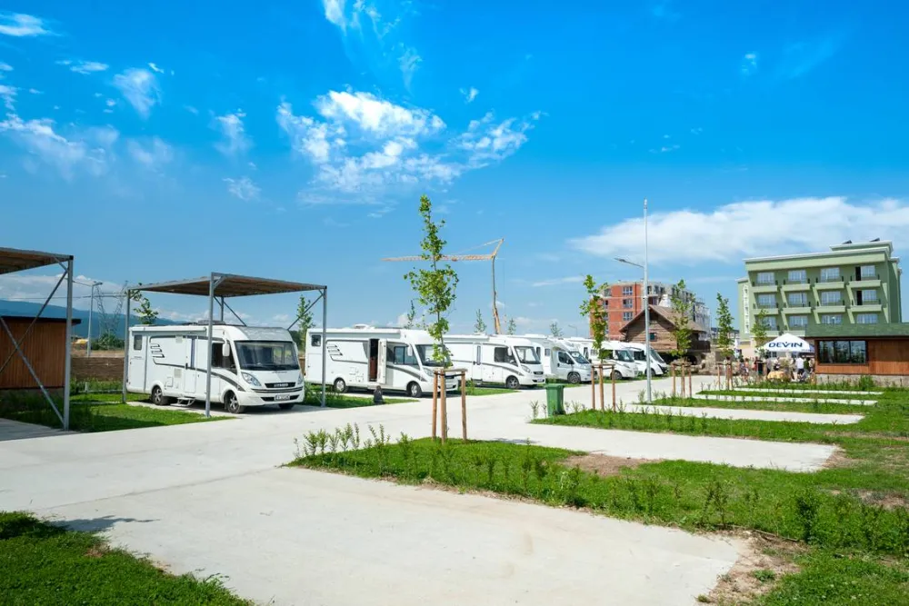 Glamping & Motel Alliance