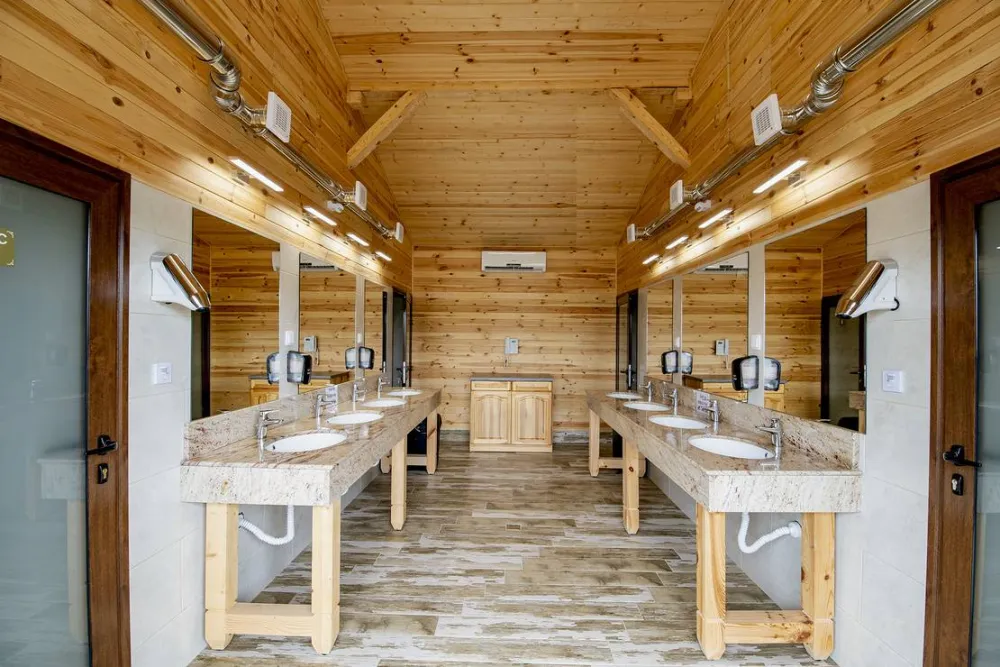 Glamping & Motel Alliance