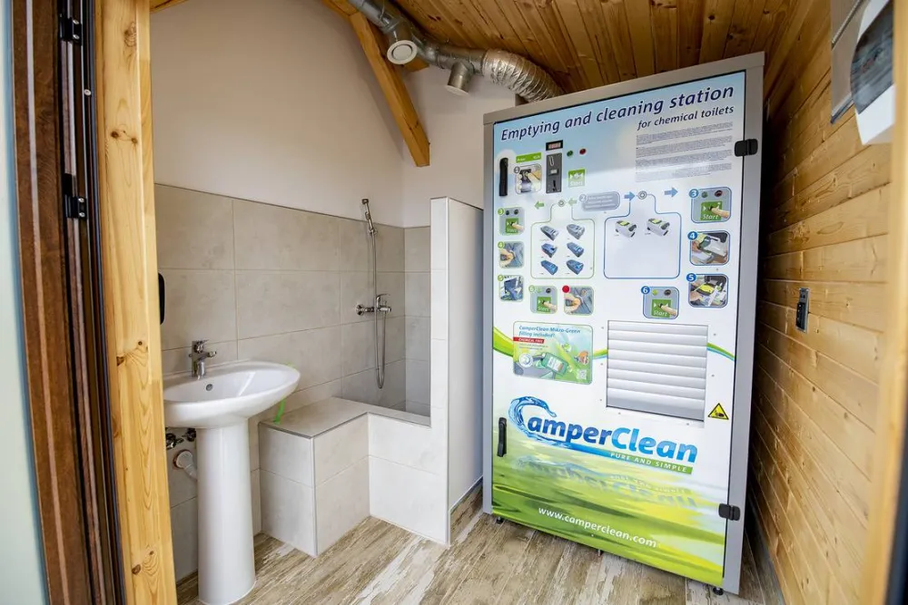 Glamping & Motel Alliance