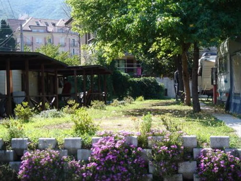 Camping Village Parisi