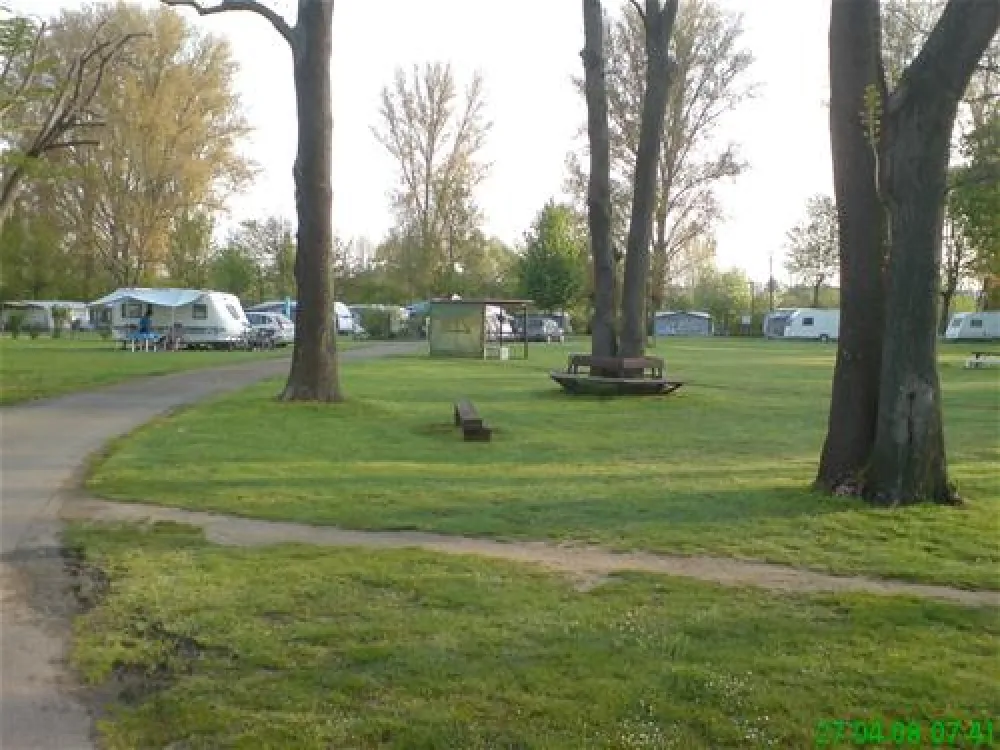 Campingplatz Maaraue