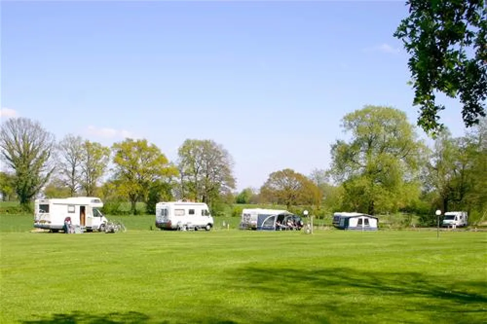 De Kuiperberg - Camping | Party Lounge | Chalets