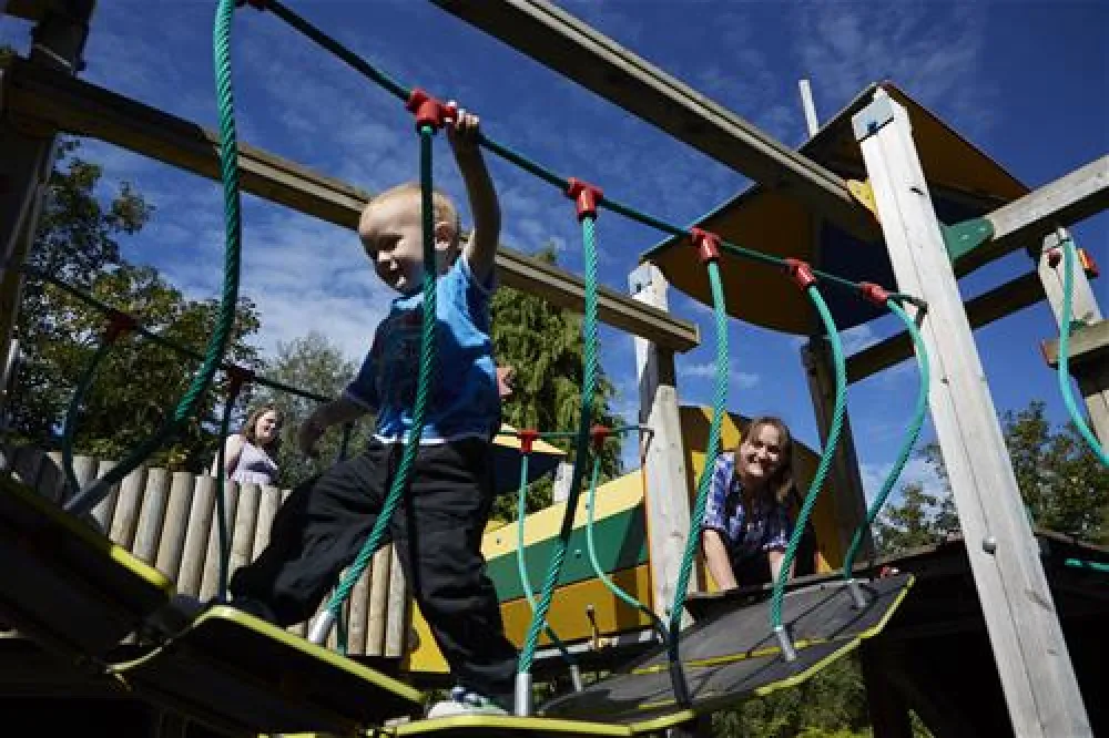 Brynowen Holiday Park