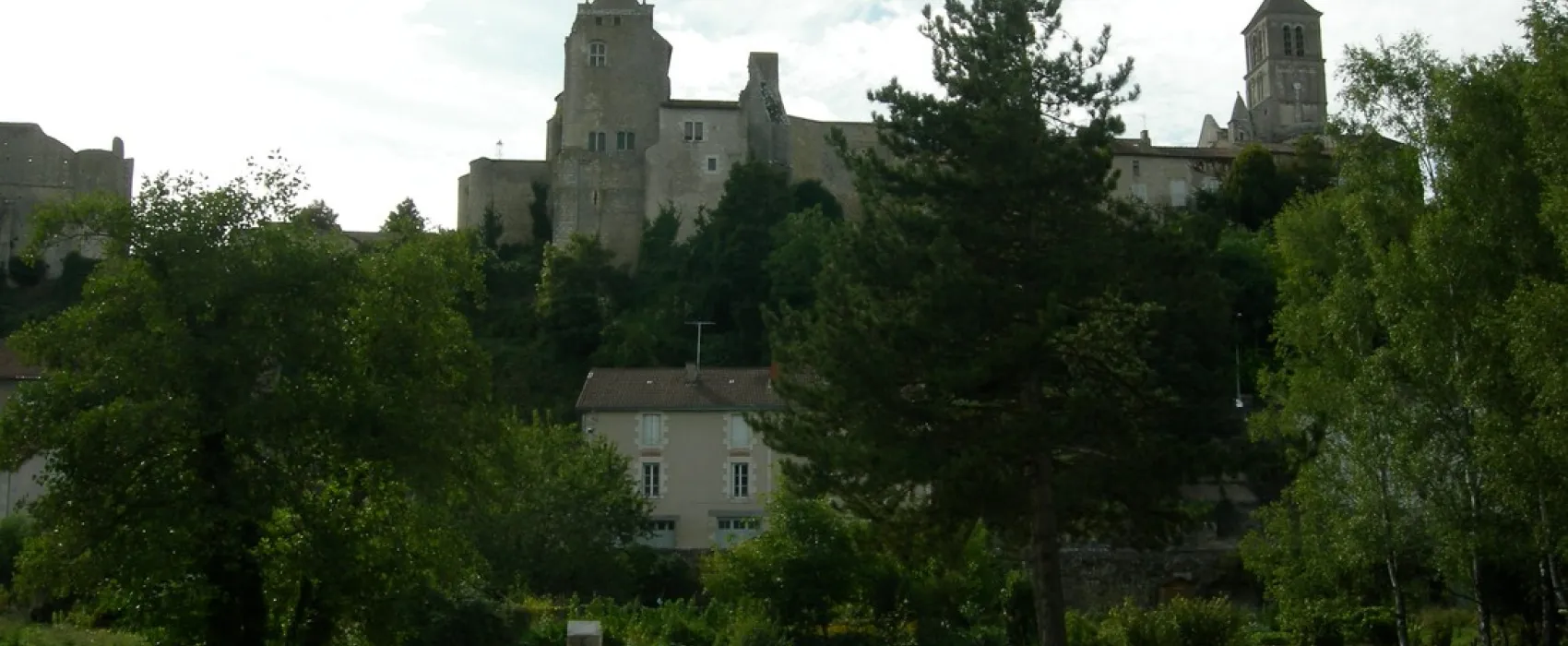Le Camping Municipal De La Fontaine  