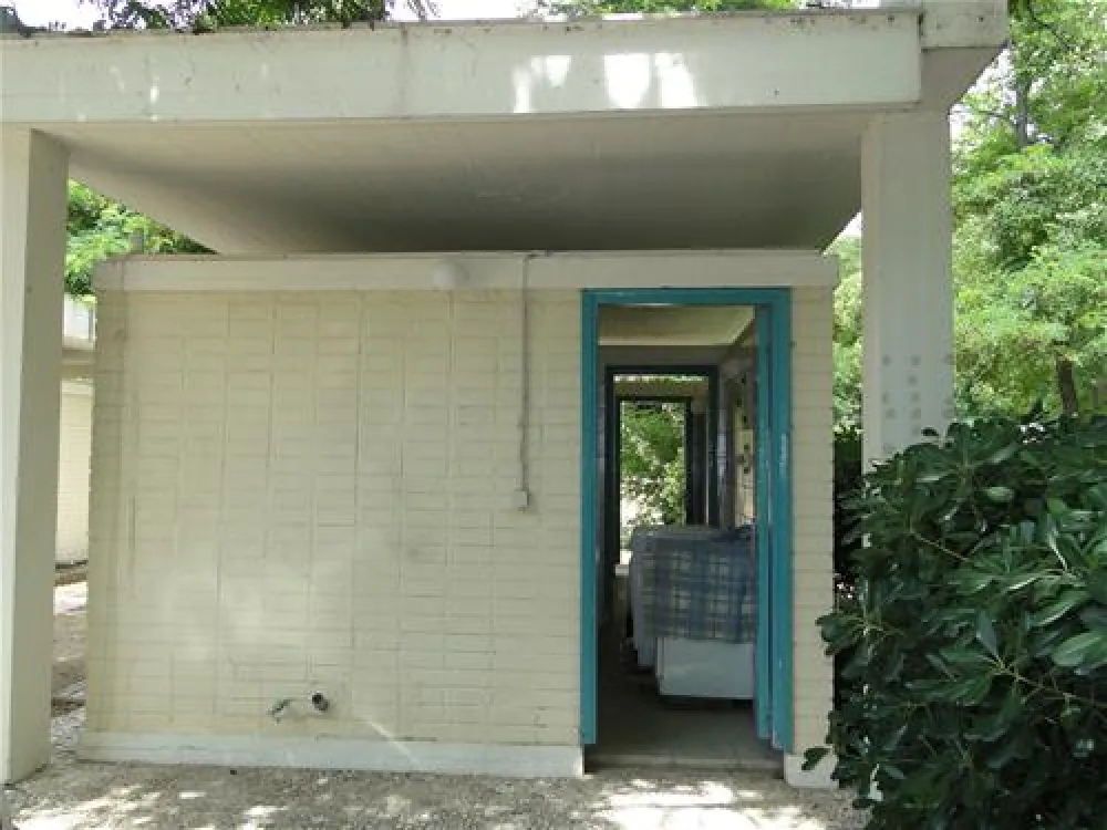 Campsite Batis Multiplex