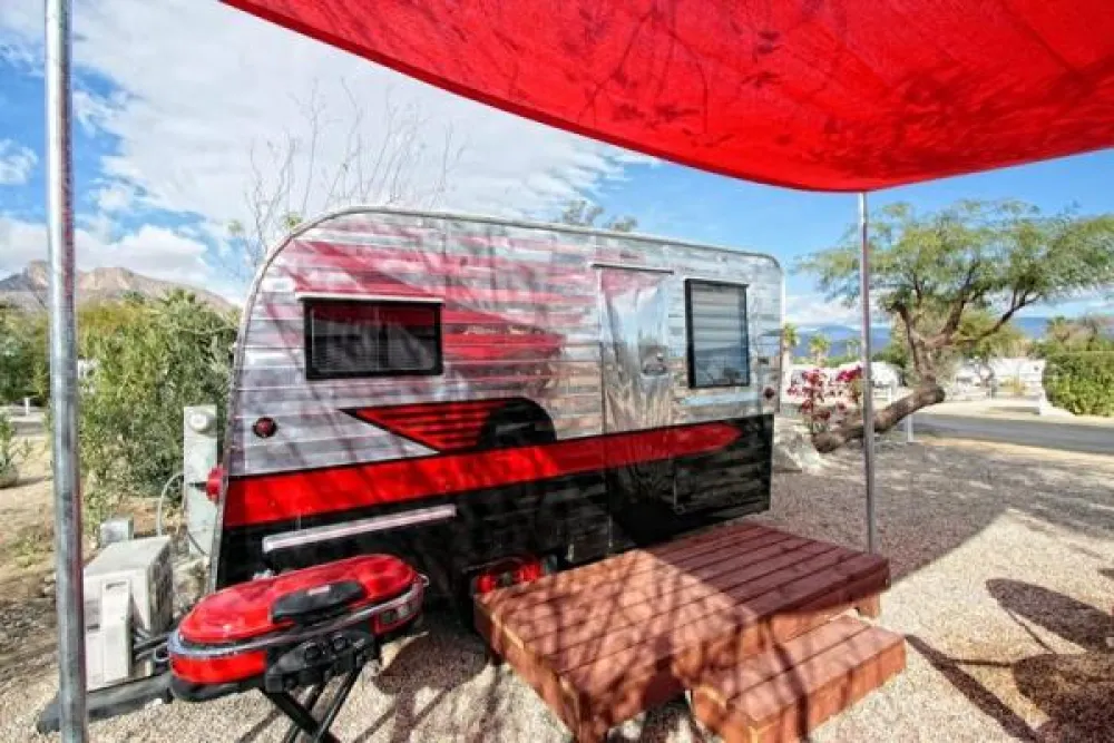 Palm Canyon Hotel & RV Resort