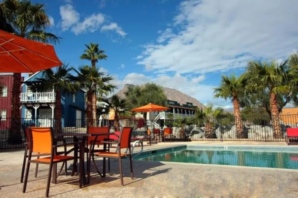 Palm Canyon Hotel & RV Resort