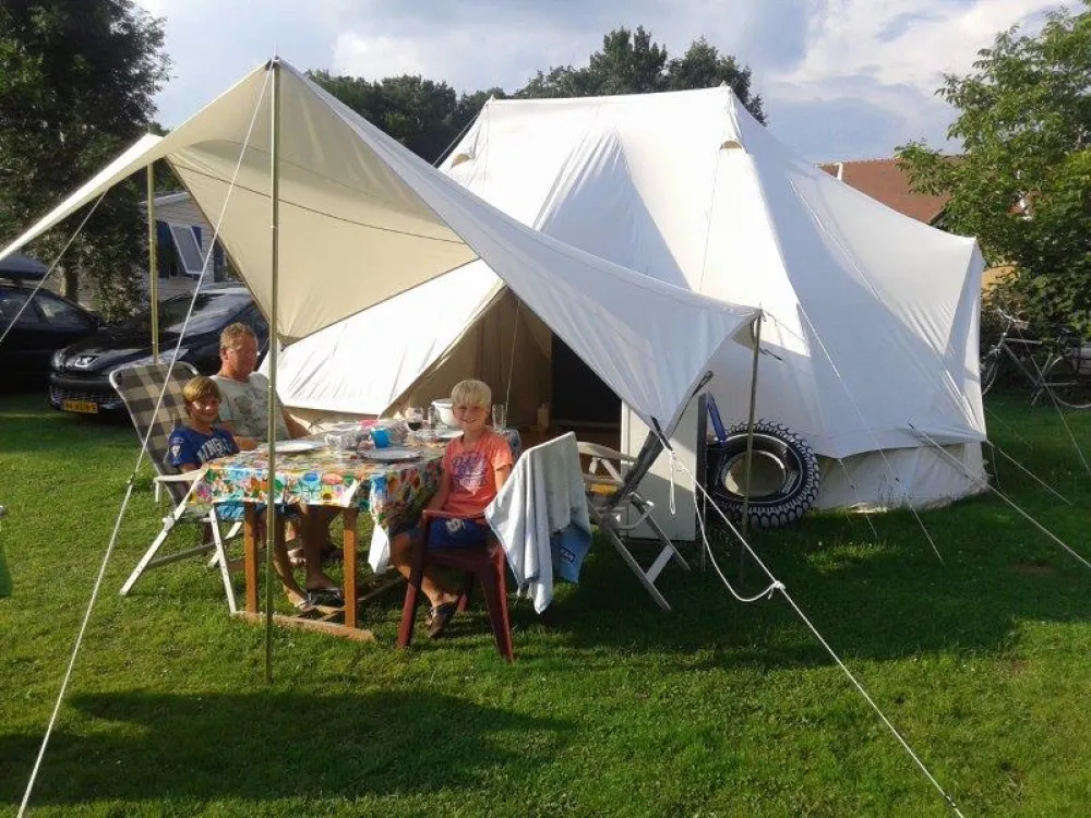 Camping Eguzon " La Garenne"  