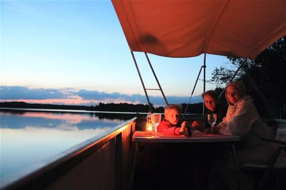 freecamper - Bootsurlaub im eigenen Campingmobil