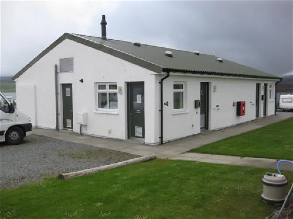 Loch Greshornish C. & C. Site