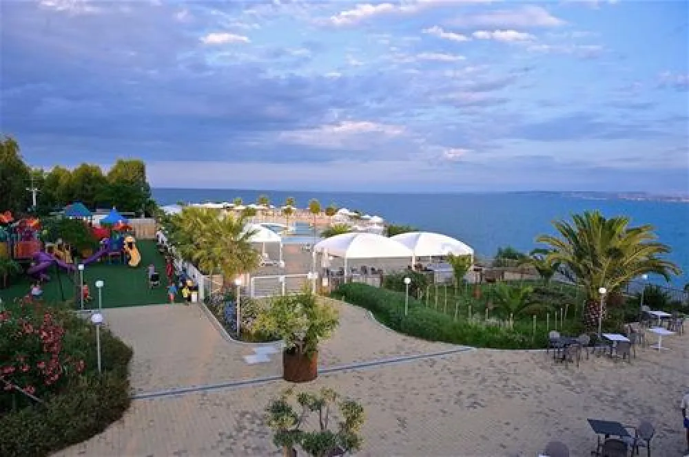 Camping Grotta del Saraceno