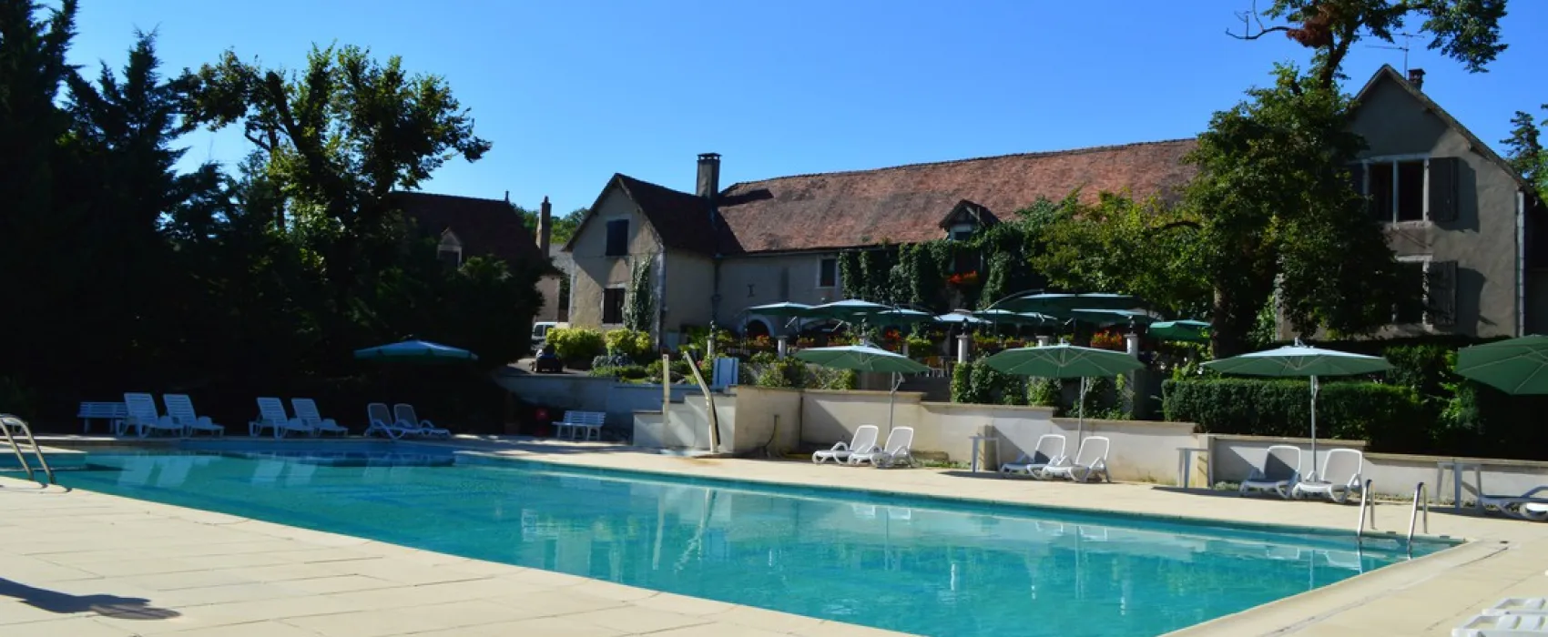 Camping Château de Lacomté