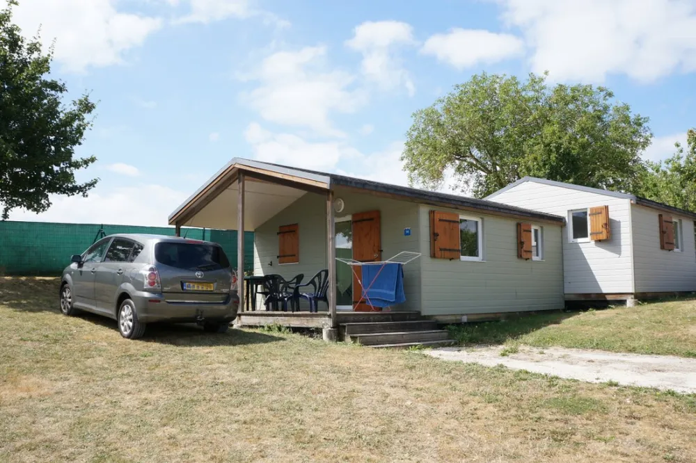 Camping**** Les Coteaux du Lac