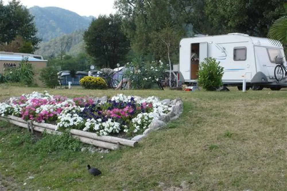 Camping Paradiso Lago