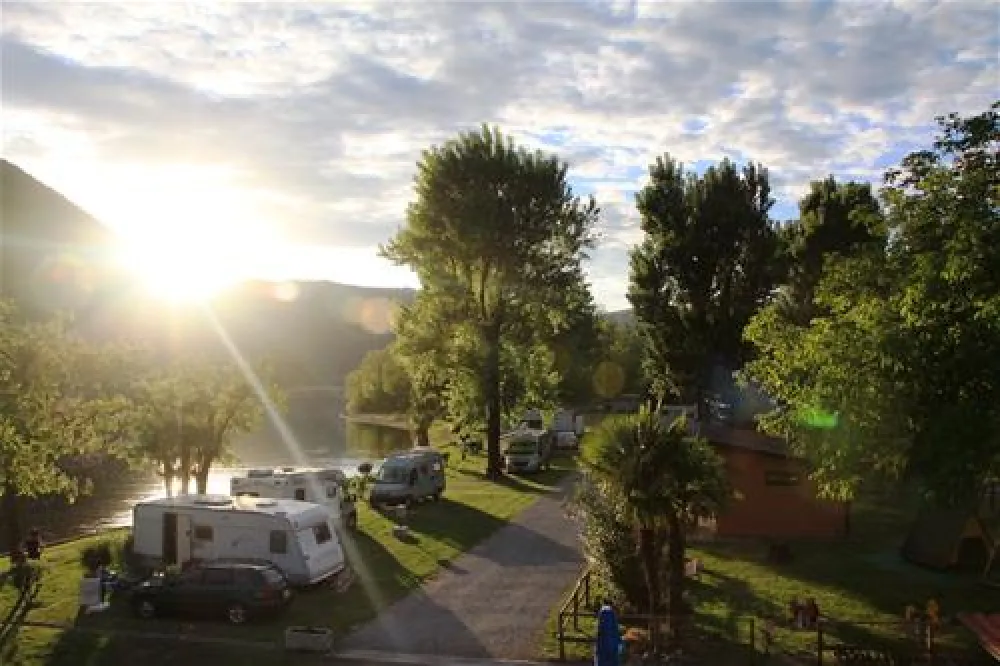Camping Paradiso Lago