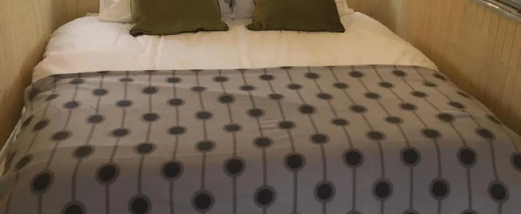 Tin Can Glamping Caravan