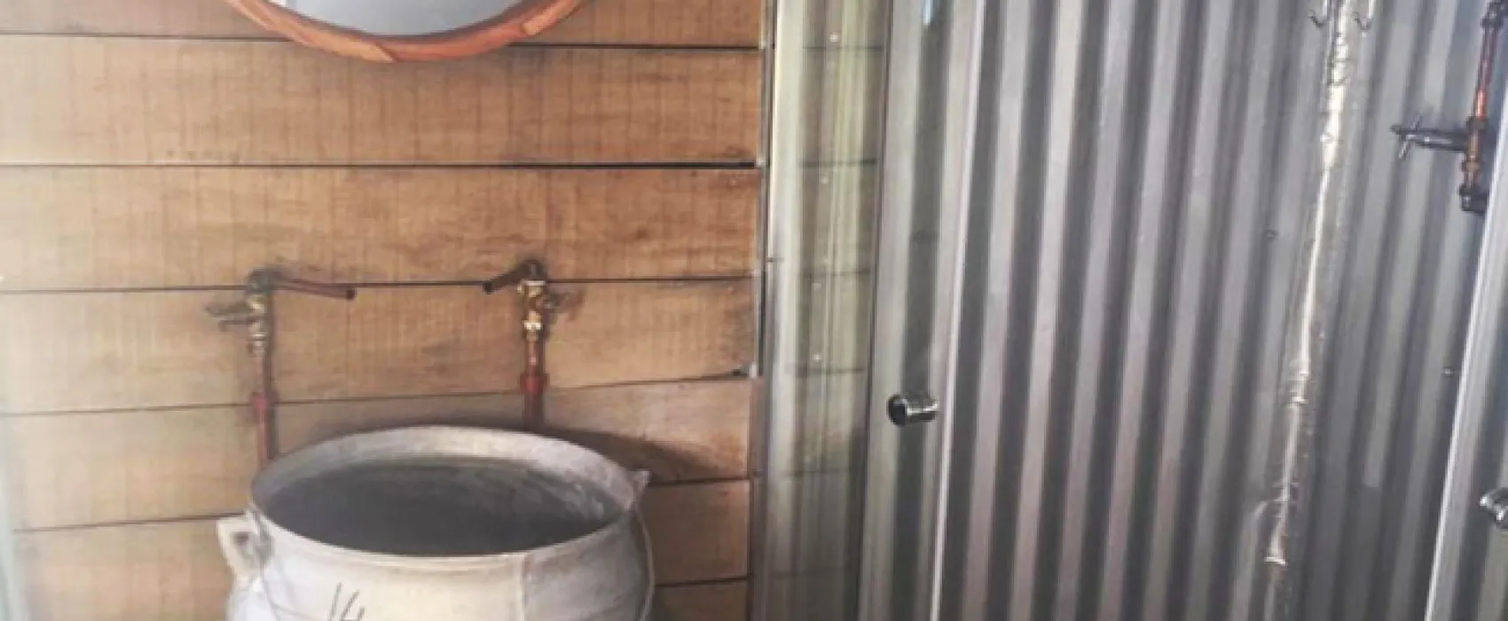 Tin Can Glamping Caravan