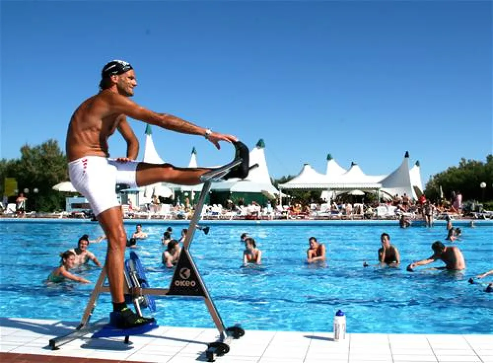 Isamar Holiday Village