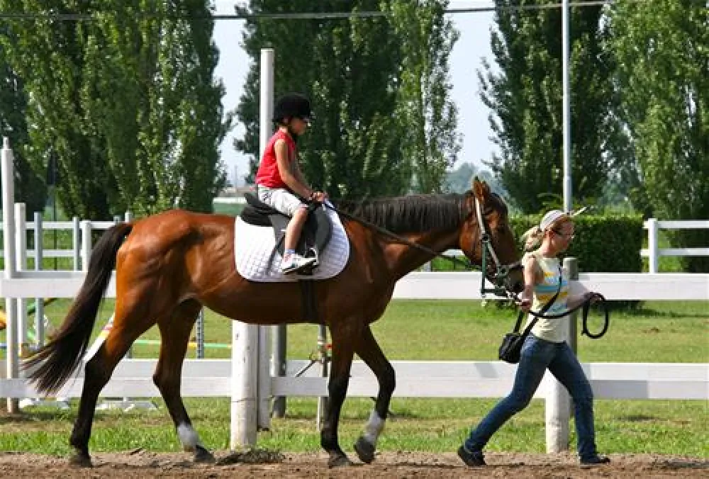 Isamar Holiday Village