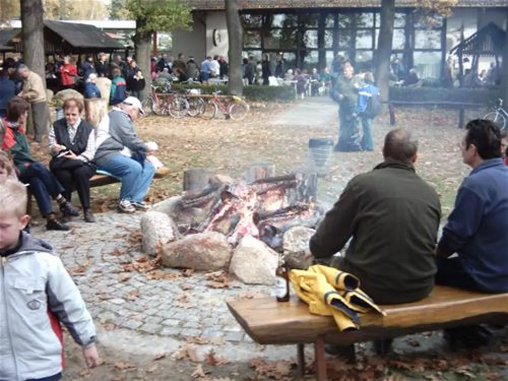 Campingpark & Wohnmobilhafen Am Gr. Lausiger Teich