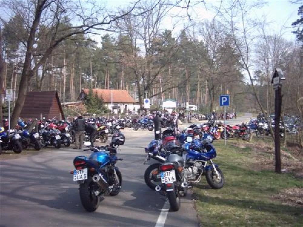 Campingpark & Wohnmobilhafen Am Gr. Lausiger Teich