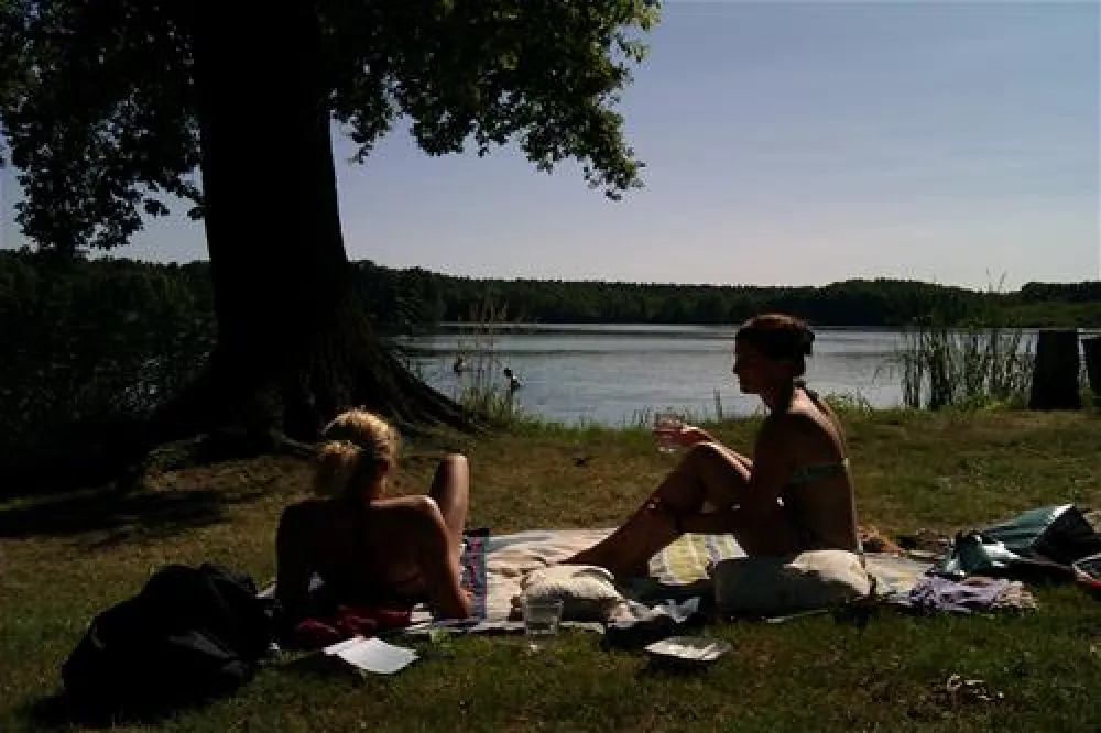 Campingpark & Wohnmobilhafen Am Gr. Lausiger Teich