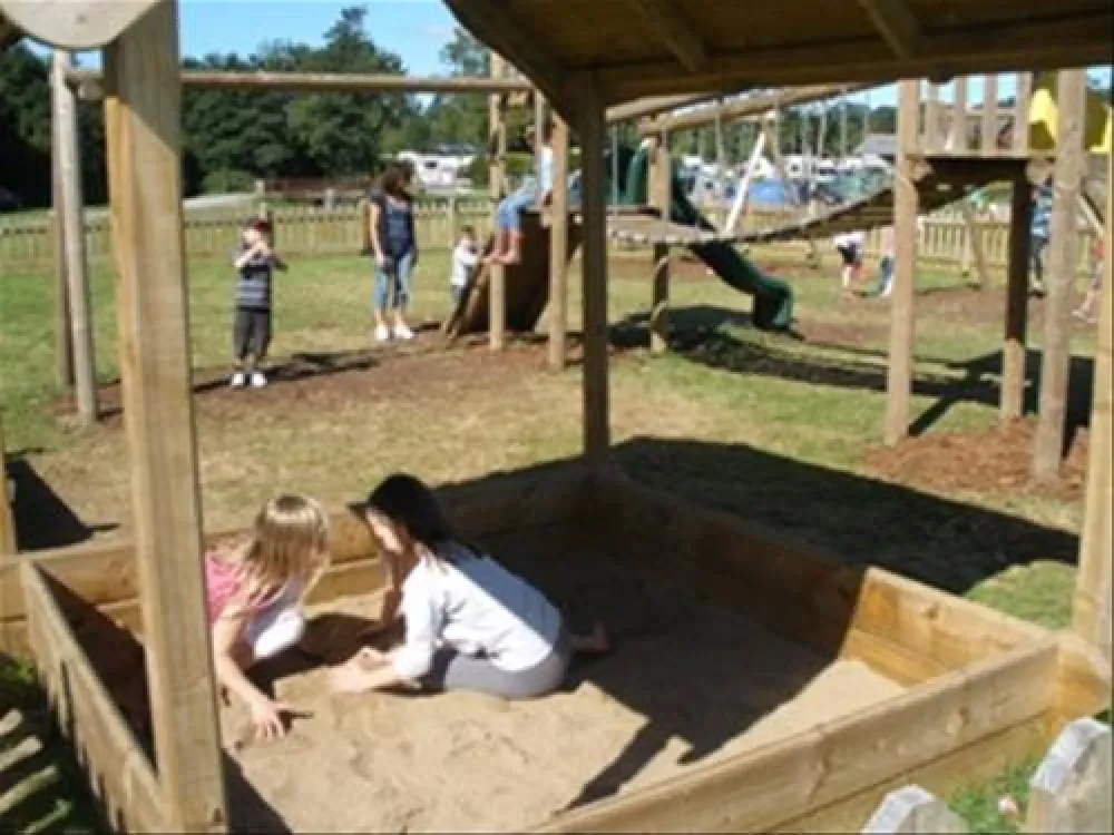 Riverside Caravan Park