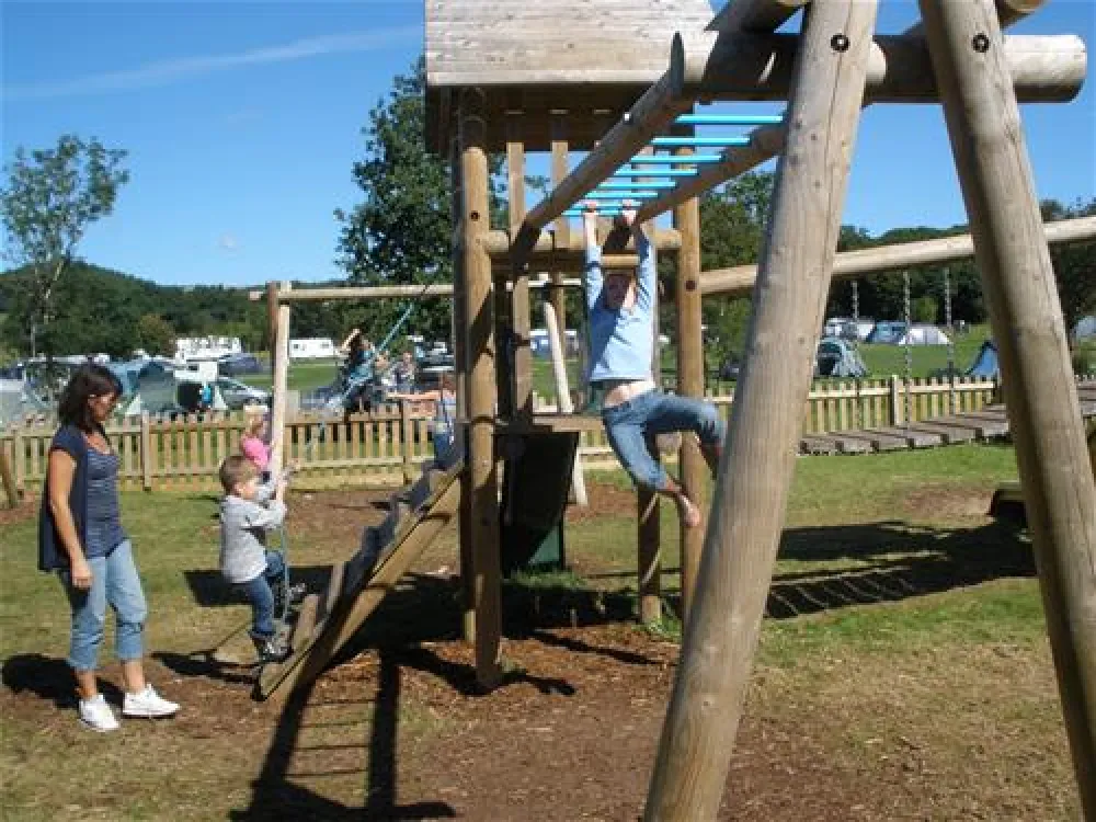 Riverside Caravan Park