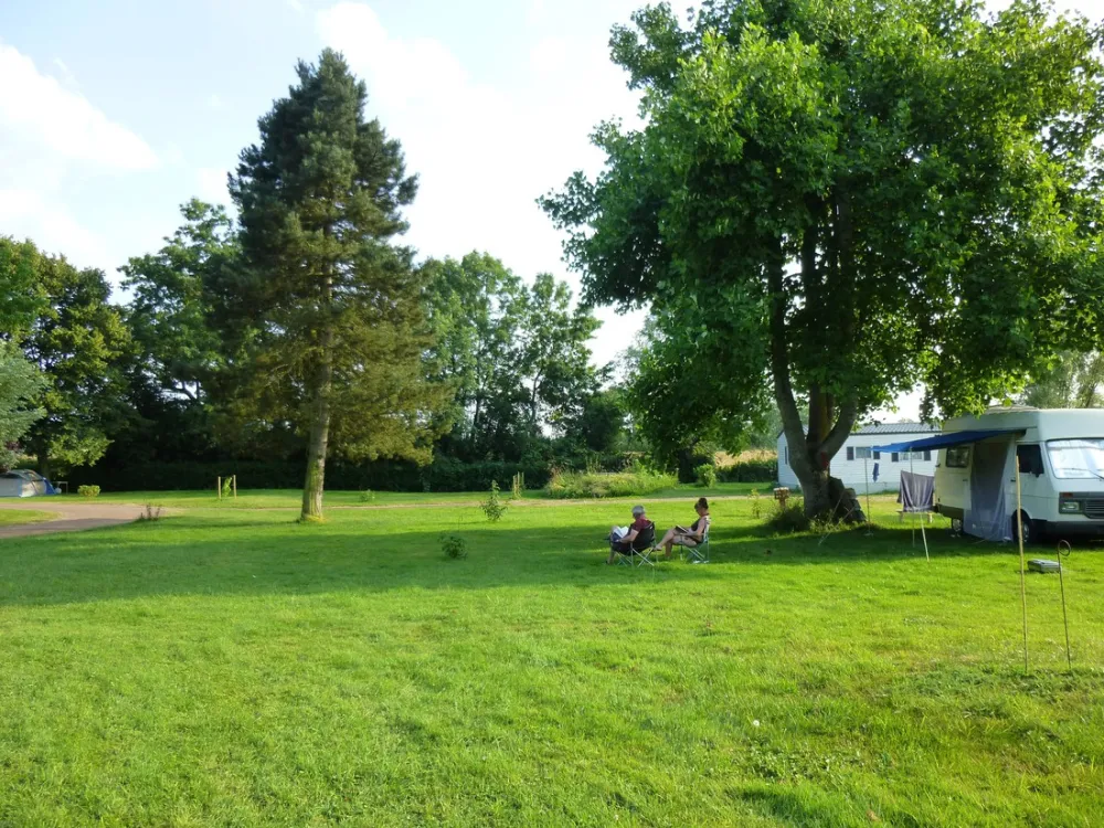 Camping vert Auxois