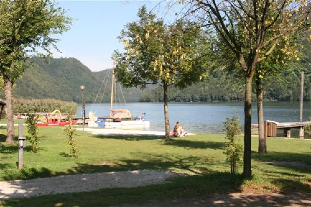 CAMPING LAGO DI LEVICO ****