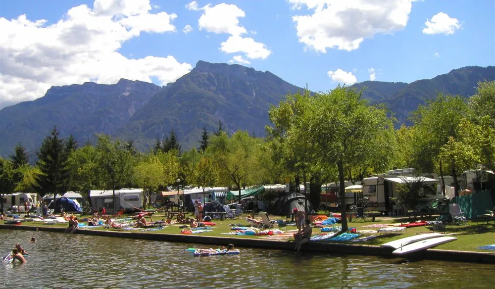 CAMPING LAGO DI LEVICO ****