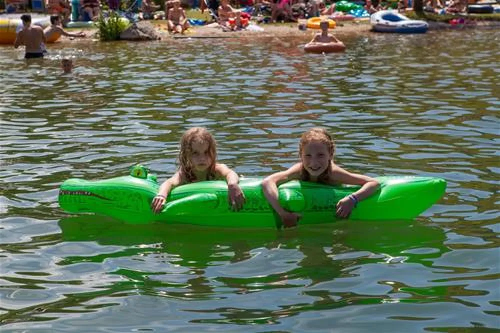 CAMPING LAGO DI LEVICO ****