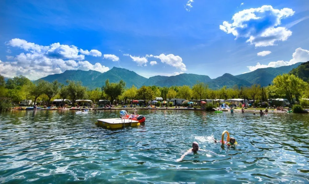 CAMPING LAGO DI LEVICO ****