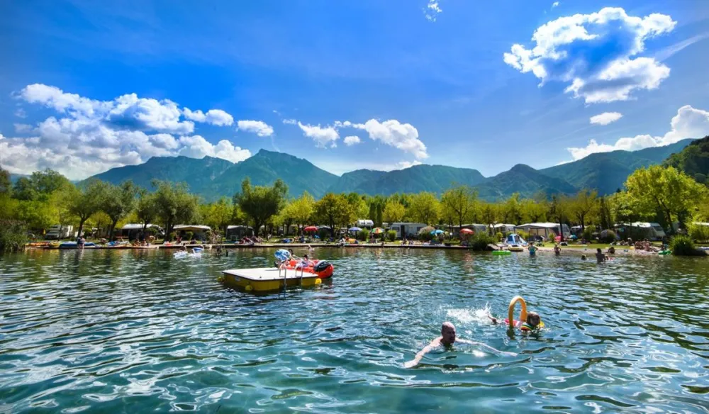 CAMPING LAGO DI LEVICO ****