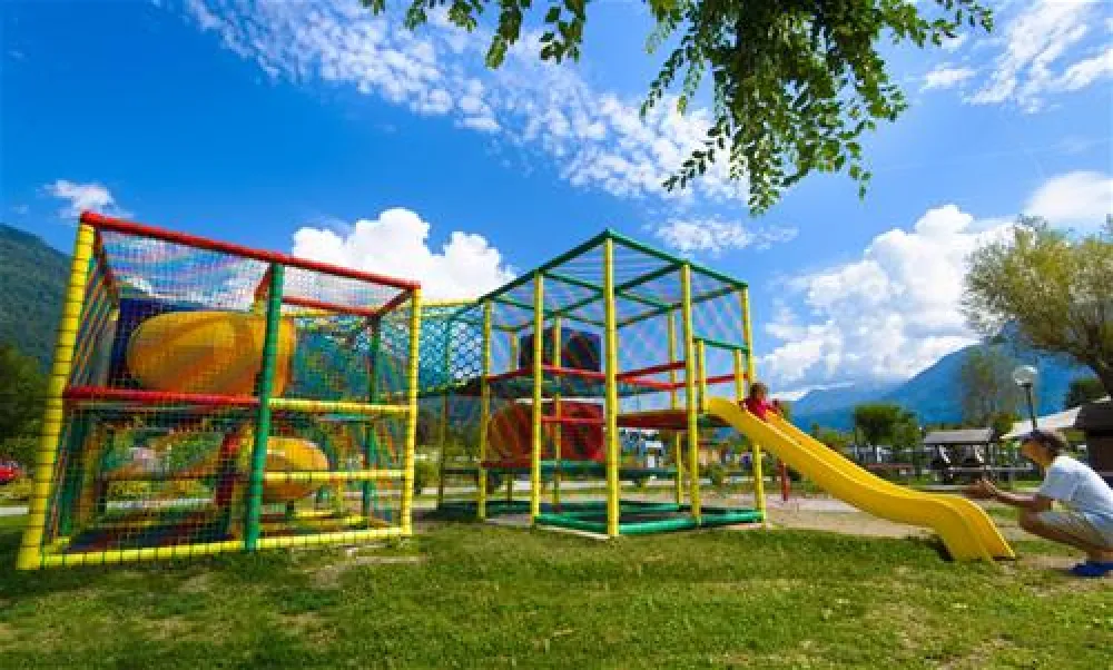 CAMPING LAGO DI LEVICO ****