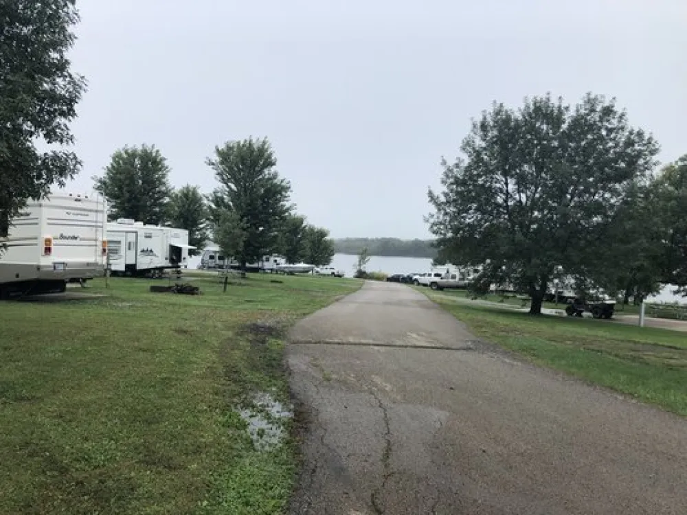 Mozingo Lake County RV Park