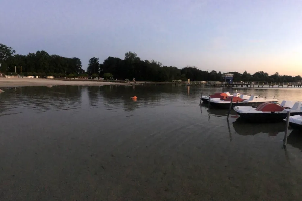 Barracuda Beach Camping am See