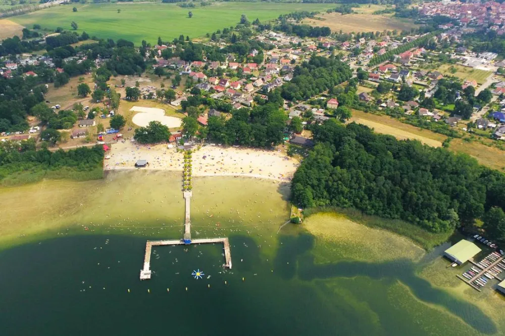 Barracuda Beach Camping am See