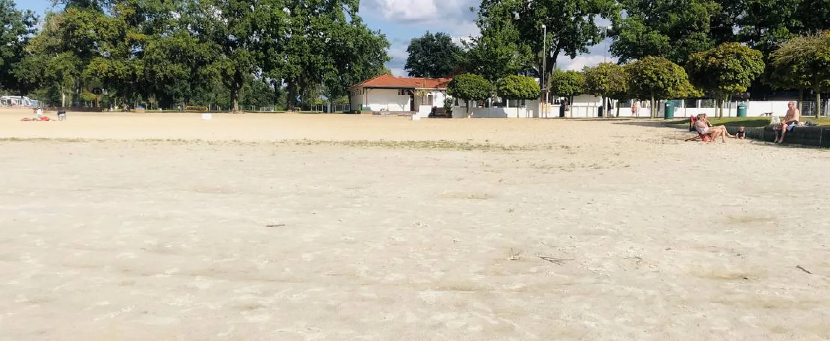 Barracuda Beach Camping am See