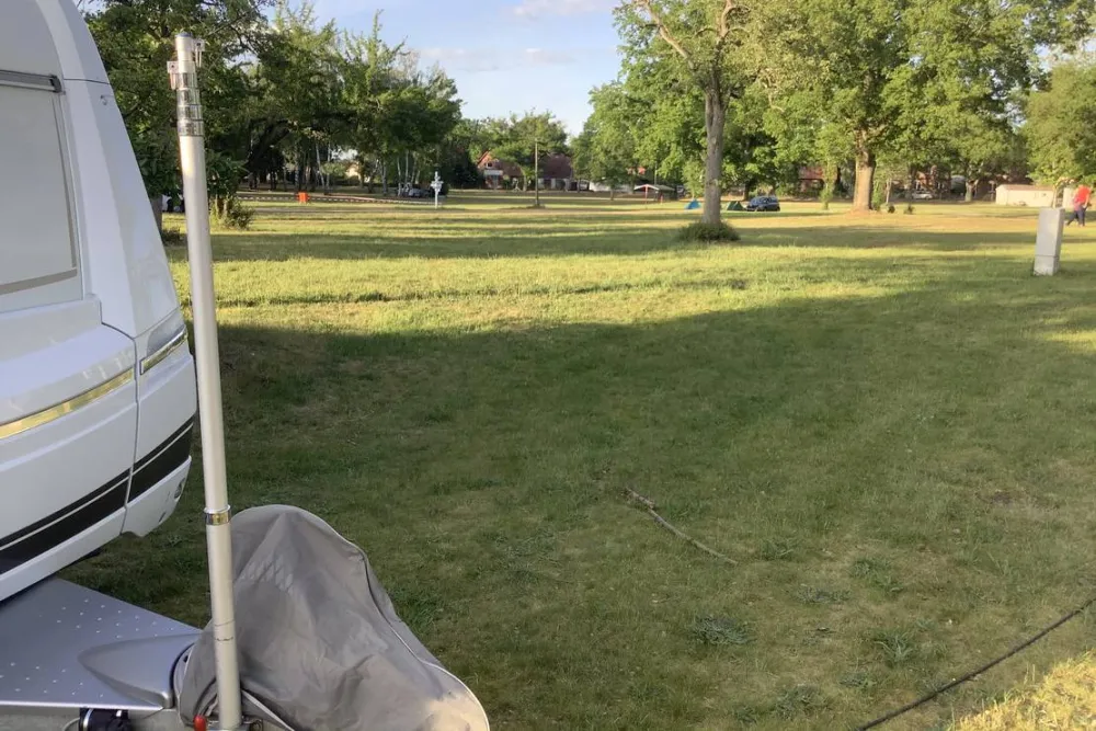 Barracuda Beach Camping am See