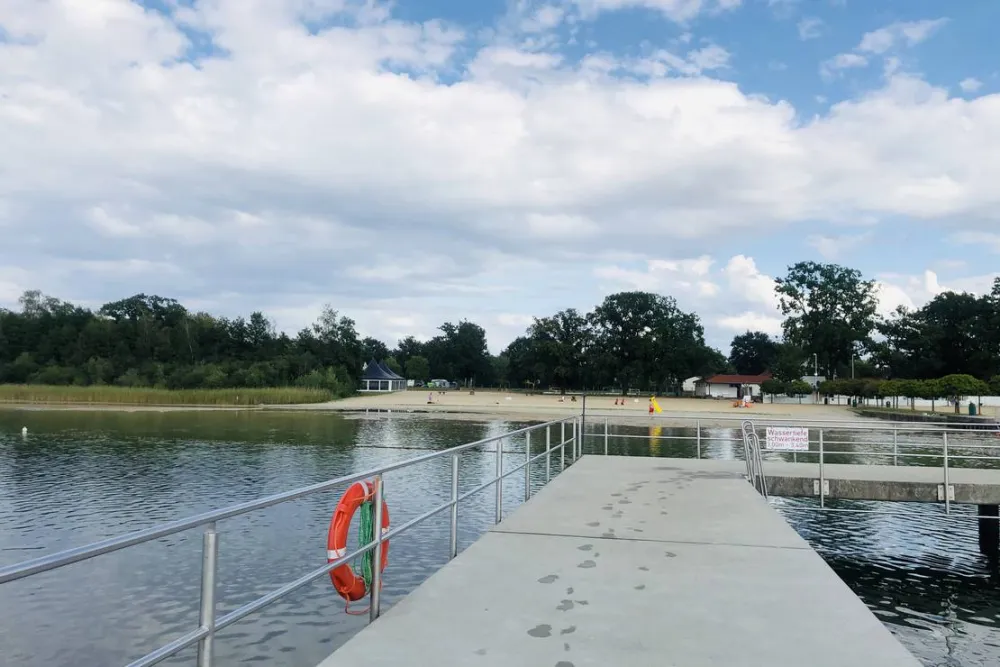 Barracuda Beach Camping am See