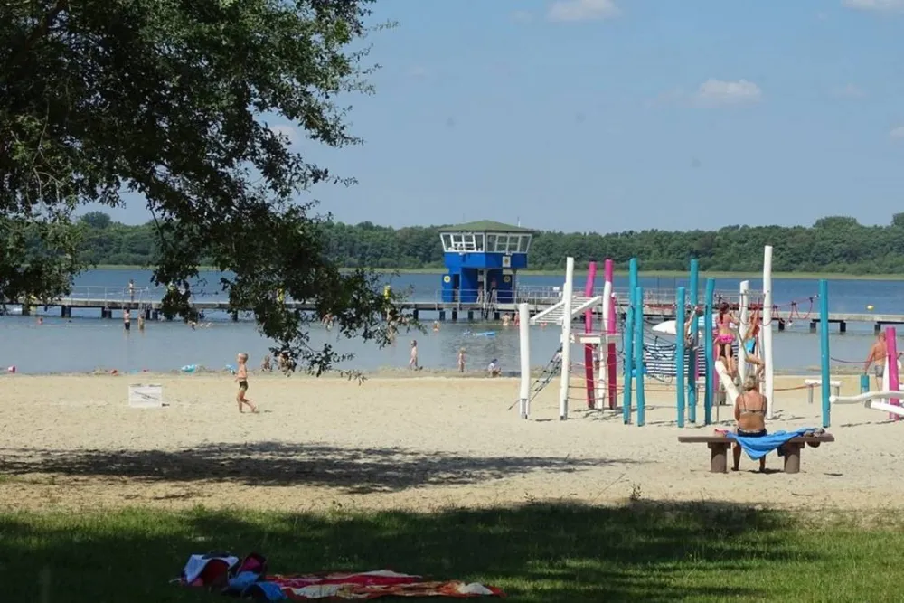 Barracuda Beach Camping am See