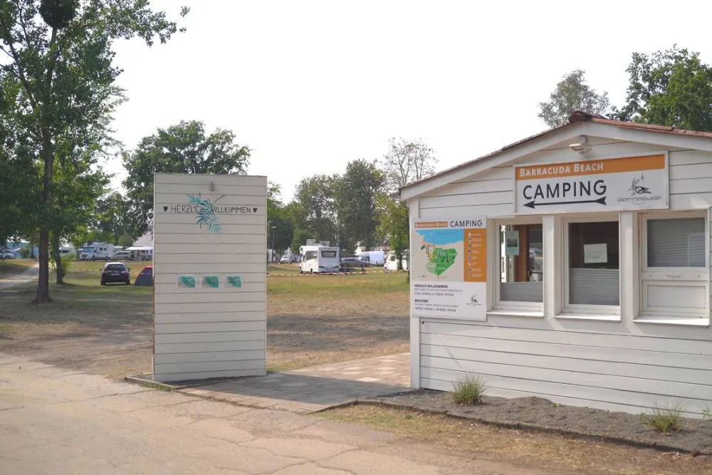 Barracuda Beach Camping am See