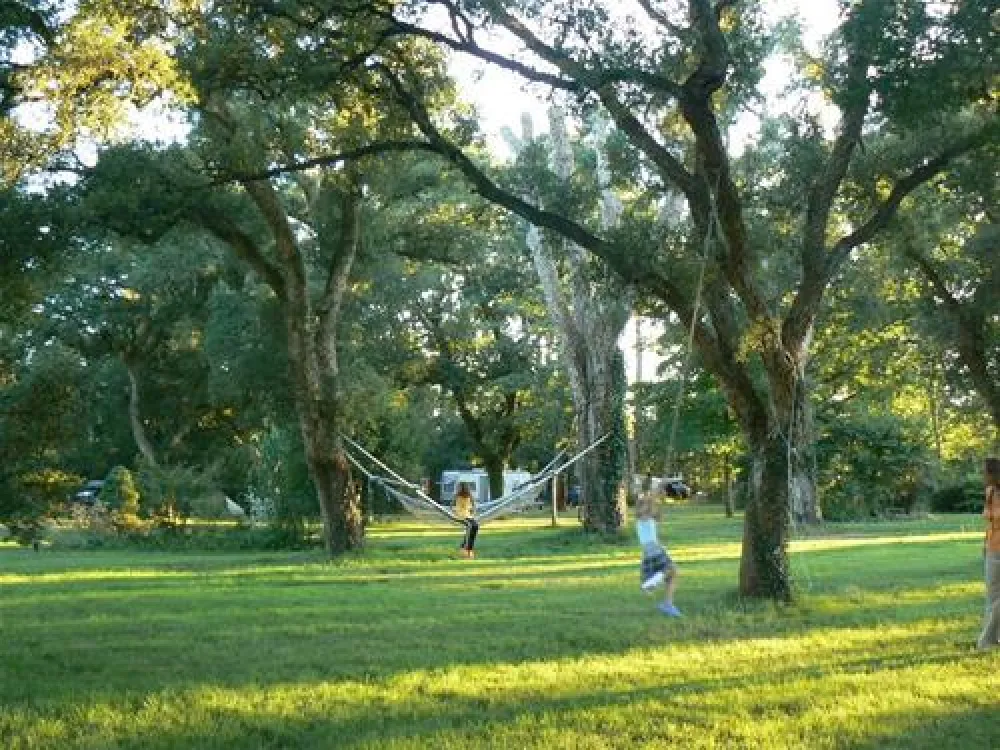 Aire Naturelle de Camping du Toy