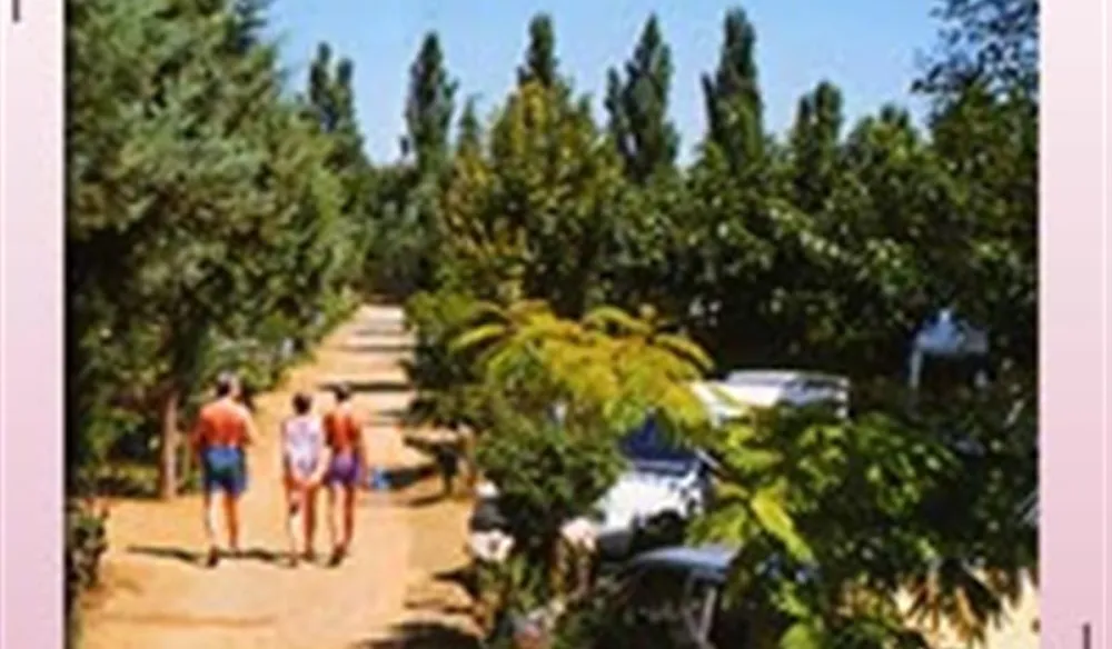 Camping Le Rebau  