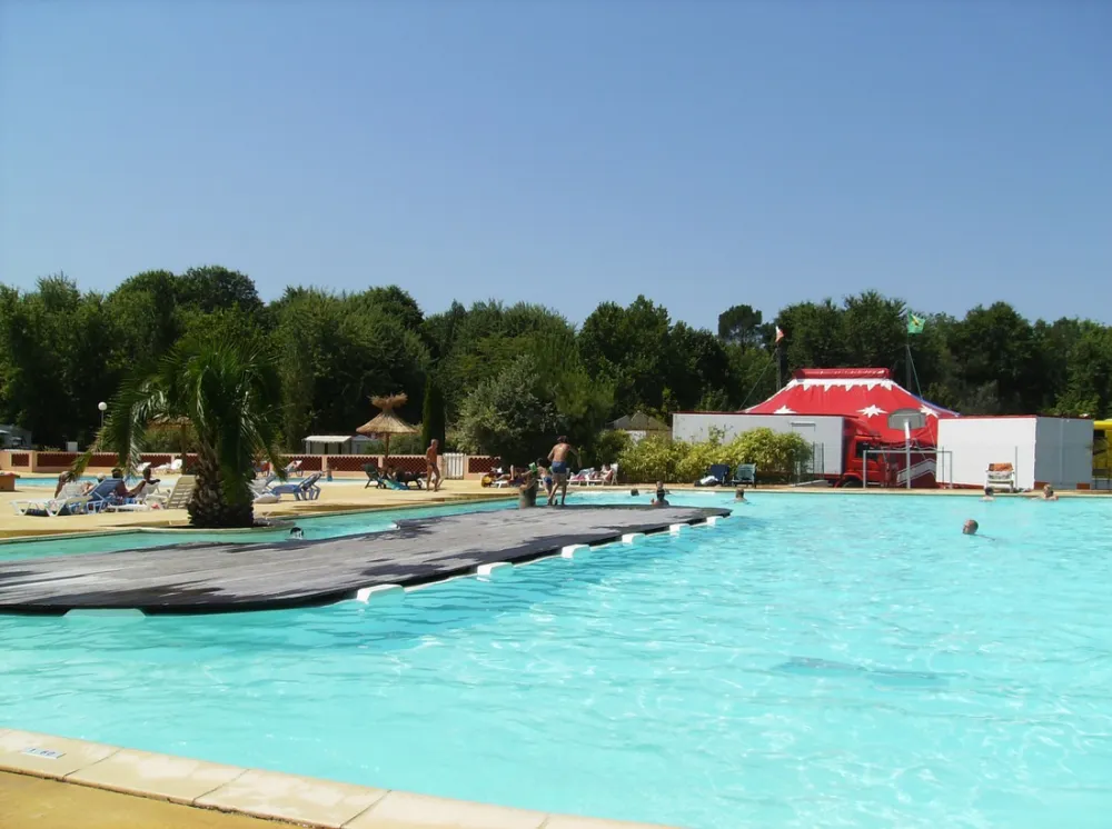 Village Center - Eurolac