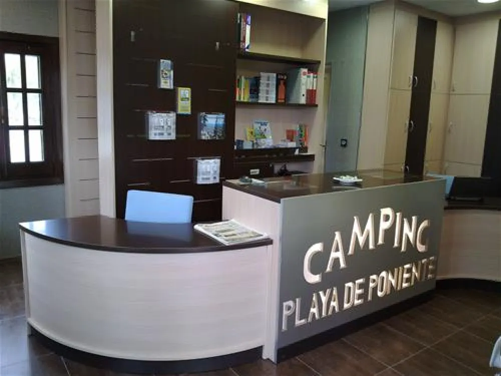 Camping Playa de Poniente