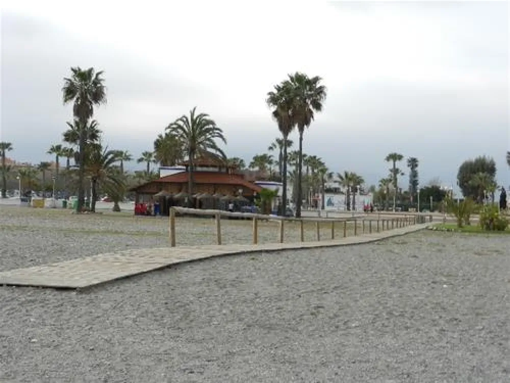 Camping Playa de Poniente