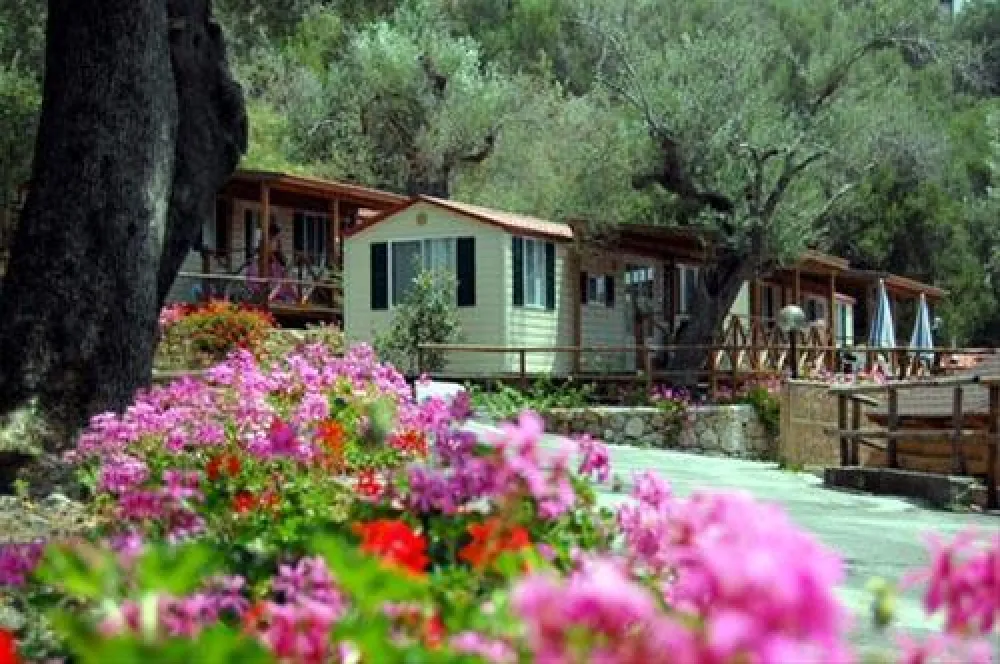 Camping-Baia-del-Silenzio