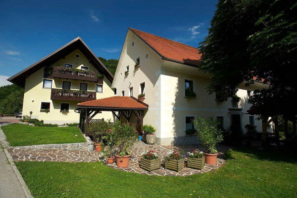 Farm camping Zelinc Slovenia
